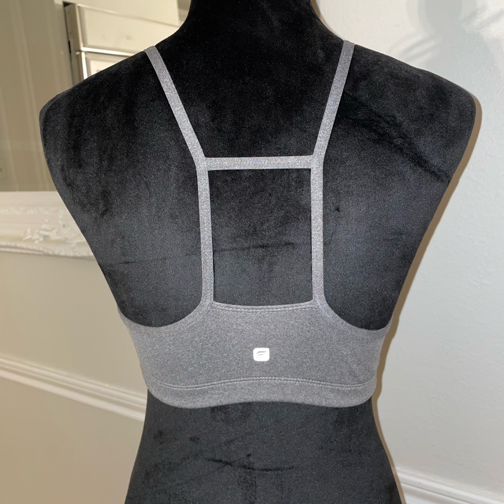 Fabletics Ayni Square Back Sports Bra Size Small Grey Razorback - Picture 3 of 7